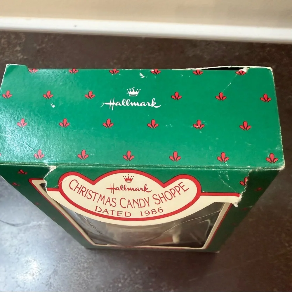 Hallmark Christmas Nostalgic Candy Shop Ornament - 1986